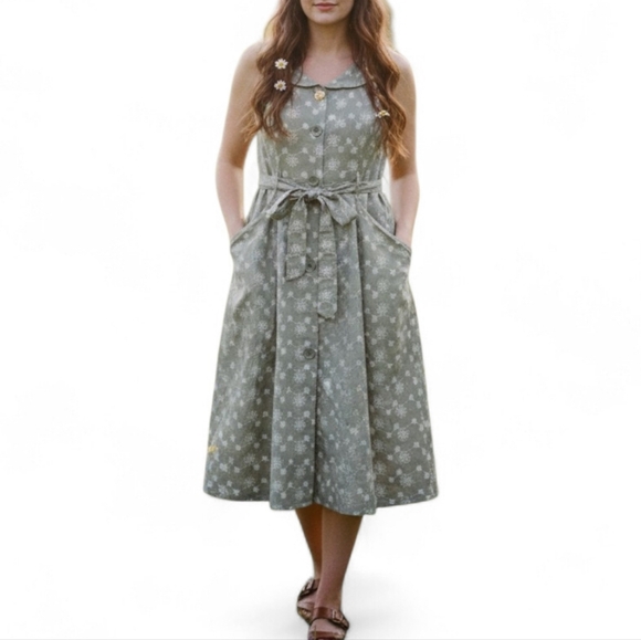 Mlle Gabrielle Dresses & Skirts - Mlle Gabrielle Floral Cotton Midi Dress Sage Green Large Cottagecore Button Up